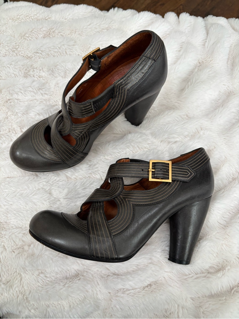 Chie Mihara Black Leather Mary Jane Heels with Gold Buckle